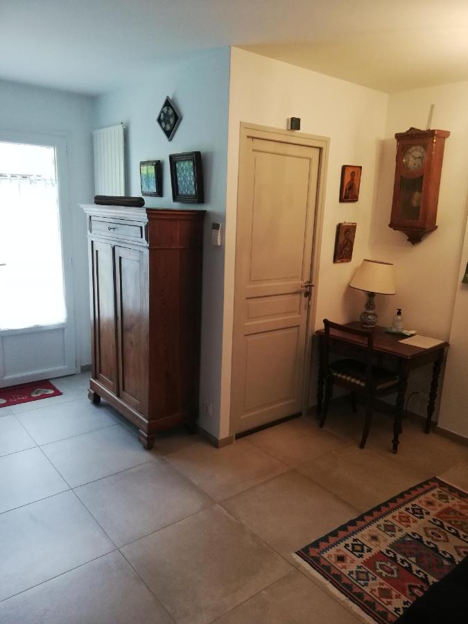 Appartement De Plain Pied Dans La Verdure Yerres Экстерьер фото